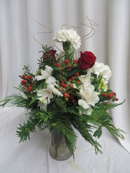Traditional Christmas from Carter's Flower Shop in Farmville, VA
